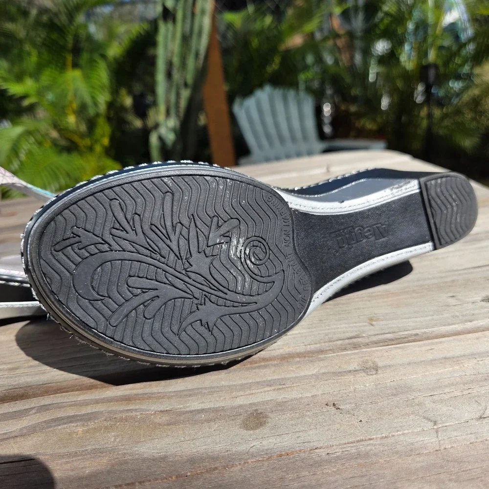 Alegria LAR620 Lara Pretty Baby Rainbow Silver Leather Sandals‎ Women 6-6.5 36